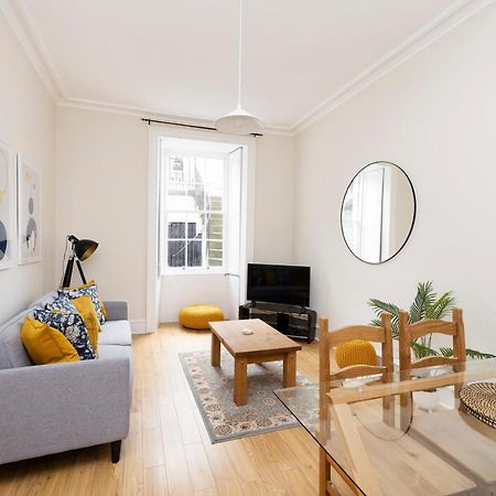 Joivy Chic Apartment Near Stockbridge Market 에든버러 외부 사진