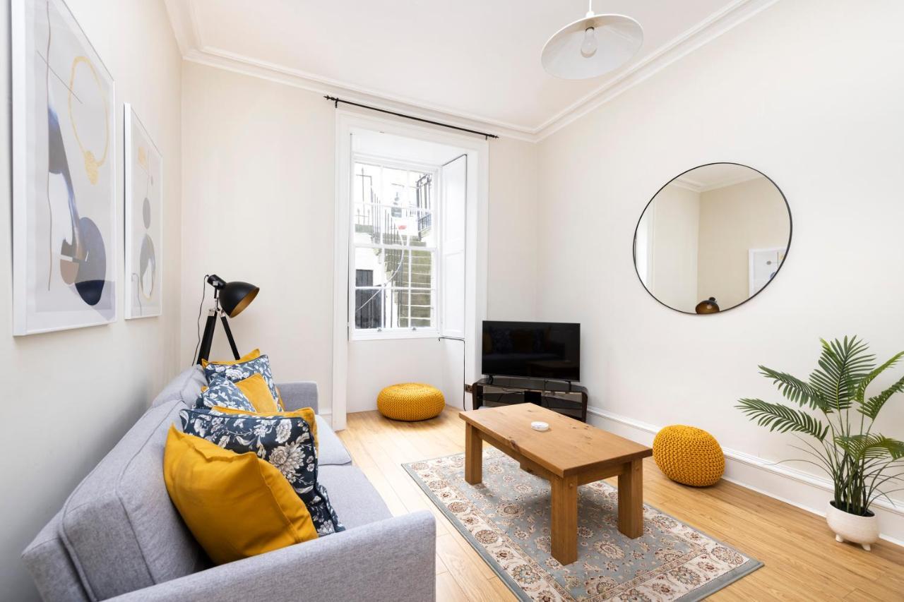 Joivy Chic Apartment Near Stockbridge Market 에든버러 외부 사진