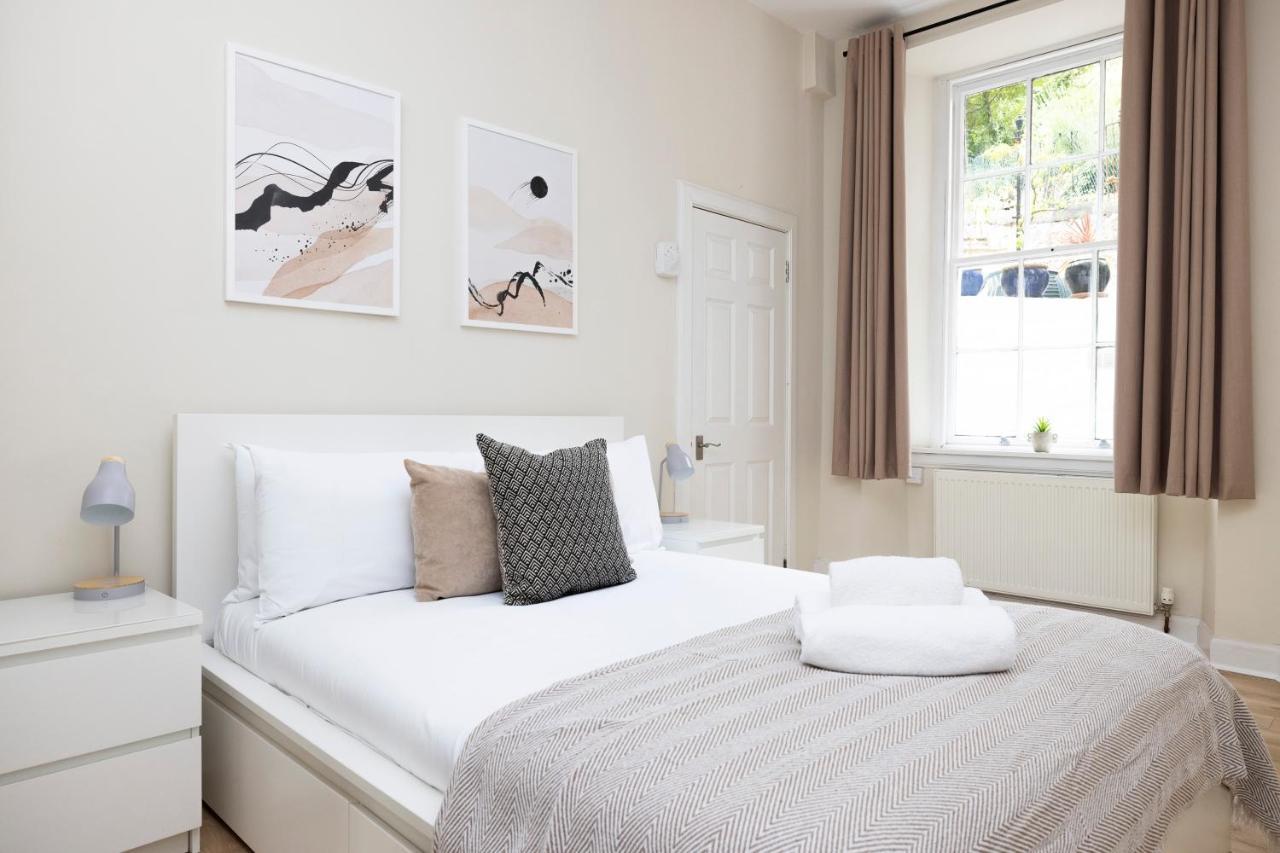 Joivy Chic Apartment Near Stockbridge Market 에든버러 외부 사진