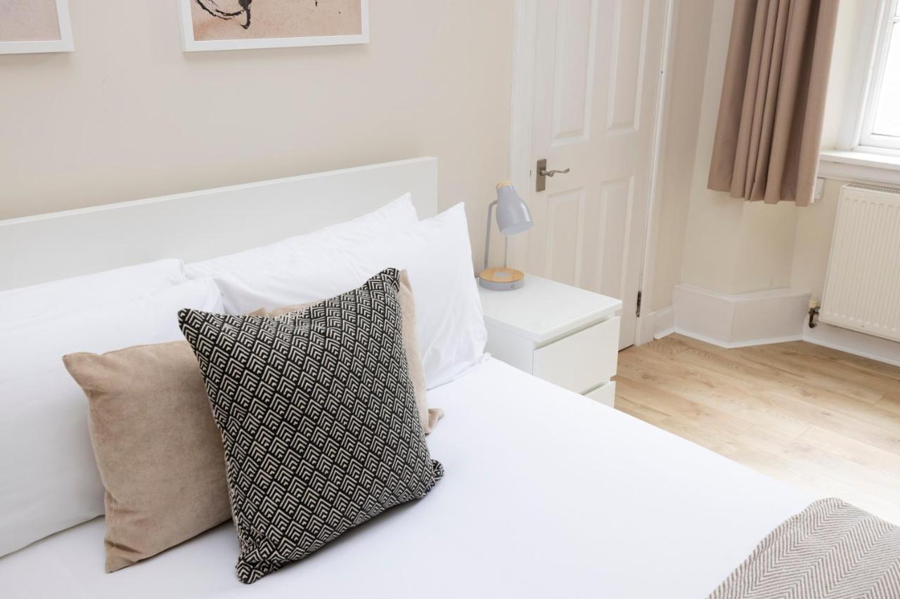 Joivy Chic Apartment Near Stockbridge Market 에든버러 외부 사진
